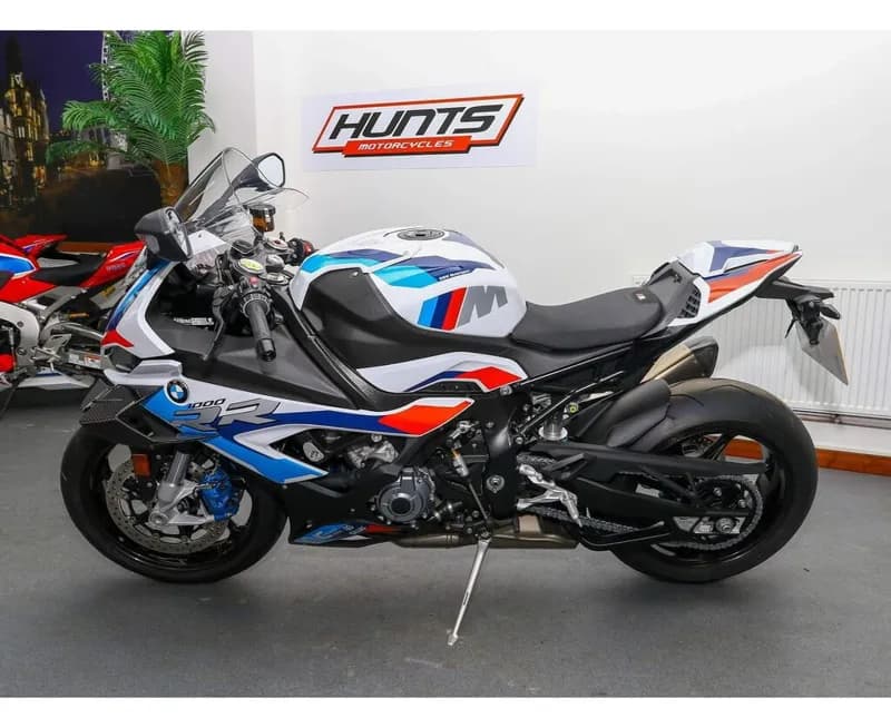 2022 BMW M1000RR