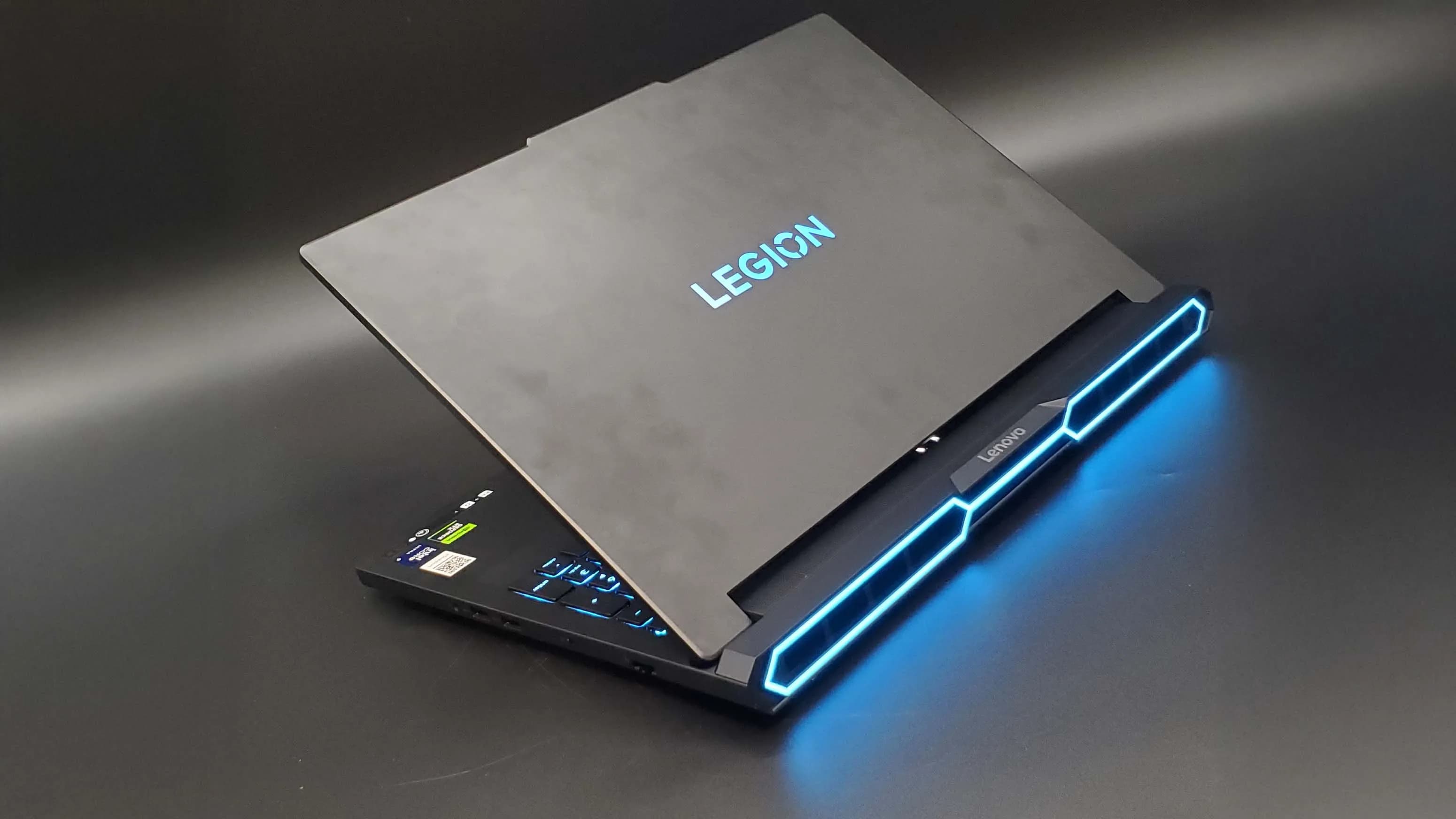 Lenovo Legion Pro 7i Gen 10 (2025) Gaming Laptop
