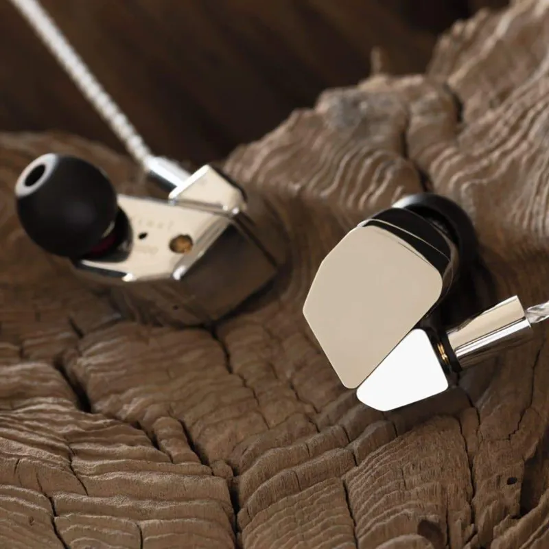 Final Audio A8000 In-Ear Headphones