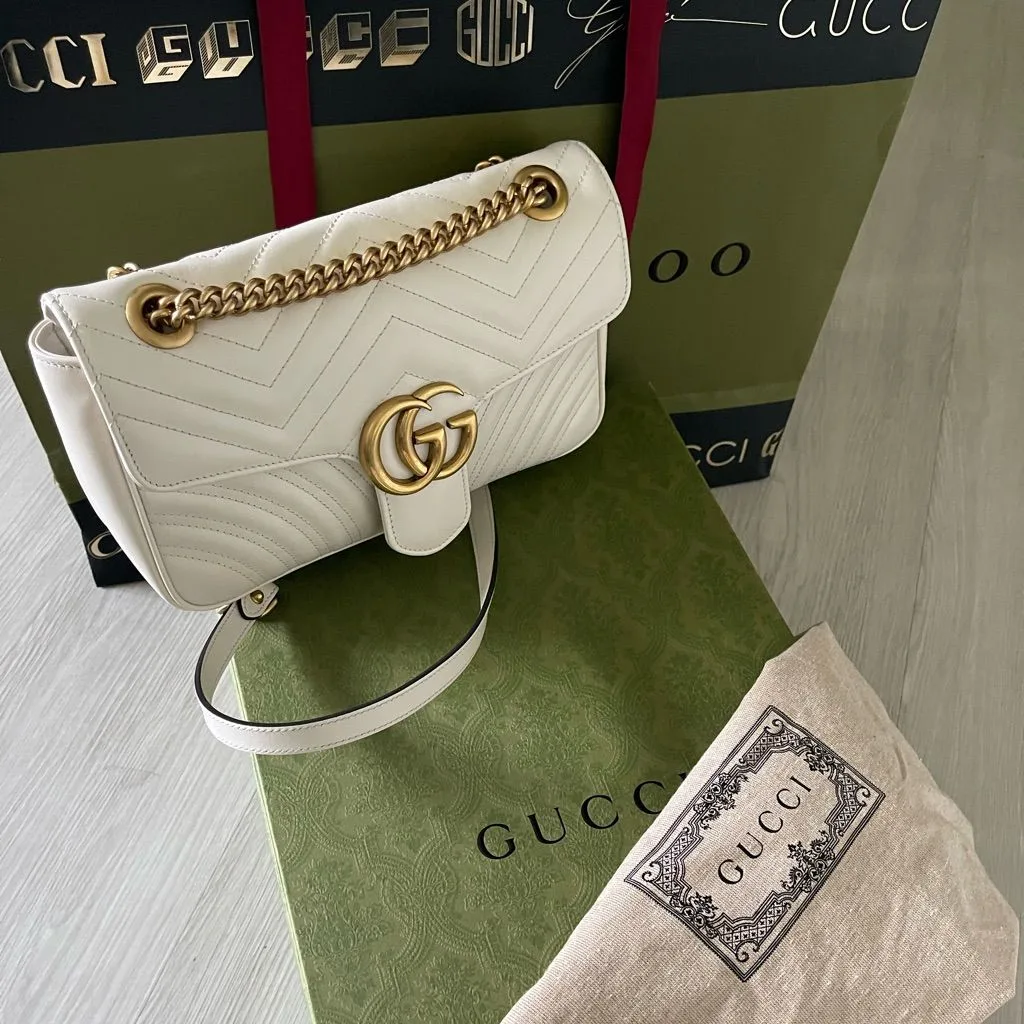 Gucci GG Marmont Small Shoulder Bag